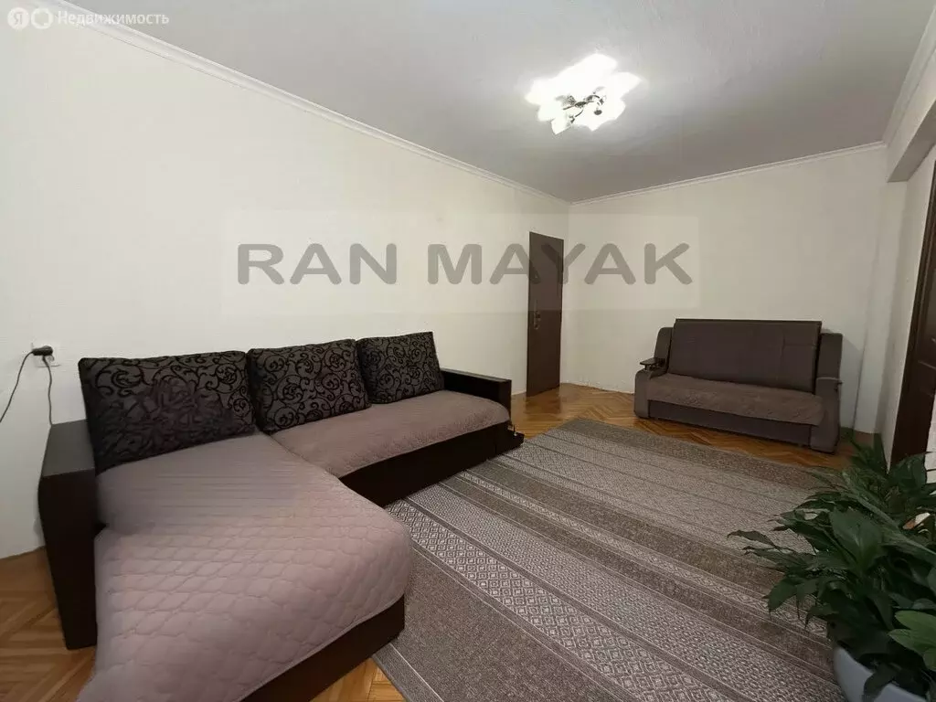 2-комнатная квартира: Майкоп, Депутатская улица, 6 (48 м) - Фото 1