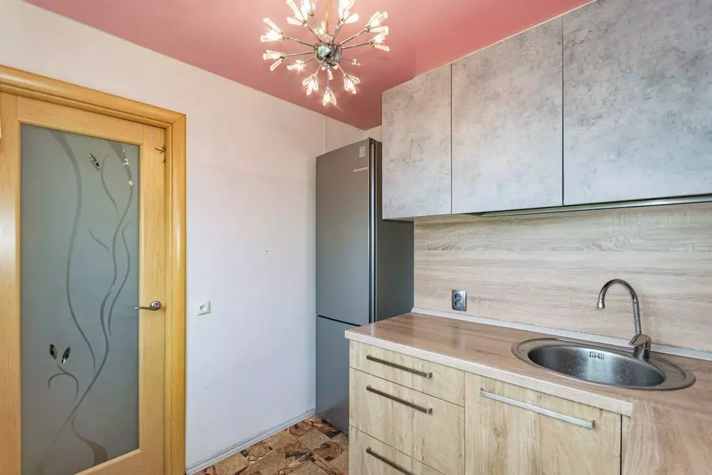 2-к кв. Свердловская область, Екатеринбург ул. Серафимы Дерябиной, 25 ... - Фото 1