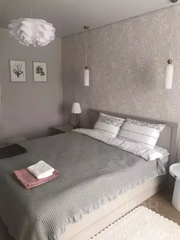 2-к кв. Псковская область, Печоры Октябрьская пл., 1 (46.0 м) - Фото 1