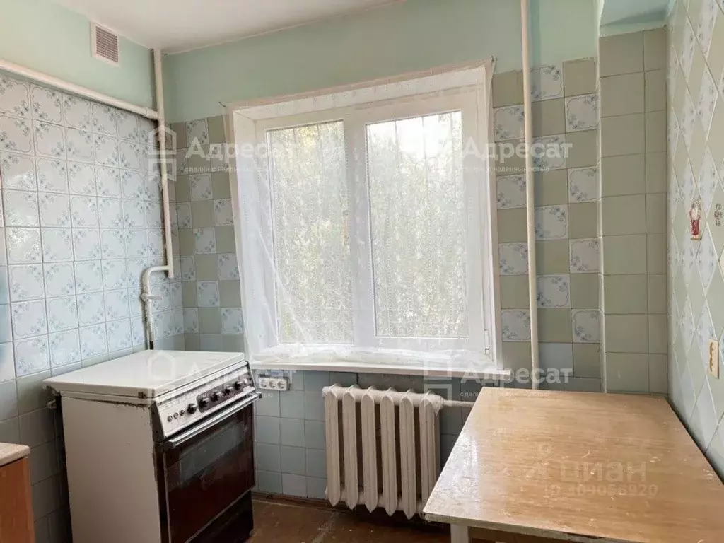4-к кв. Волгоградская область, Волгоград Льговская ул., 6 (57.1 м) - Фото 0