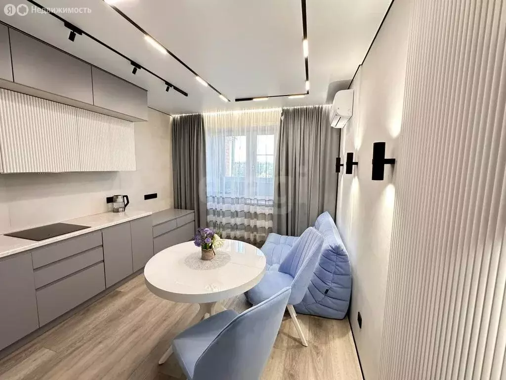 2-комнатная квартира: Тула, Новомосковская улица, 14 (50 м) - Фото 1
