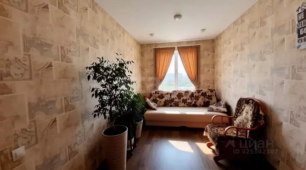 3-к кв. Ленинградская область, Кириши ул. Строителей, 17 (67.6 м) - Фото 1