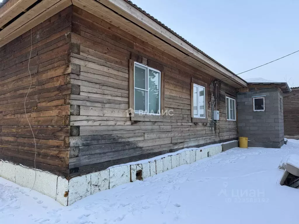 Дом в Бурятия, Улан-Удэ пос. Светлый, ул. Яшмовая (100 м) - Фото 1