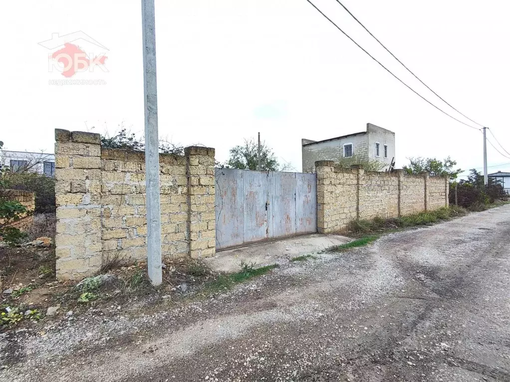 Участок в Крым, Сакский район, с. Уютное, Прибой СПК ул. Садовая, 56 ... - Фото 1