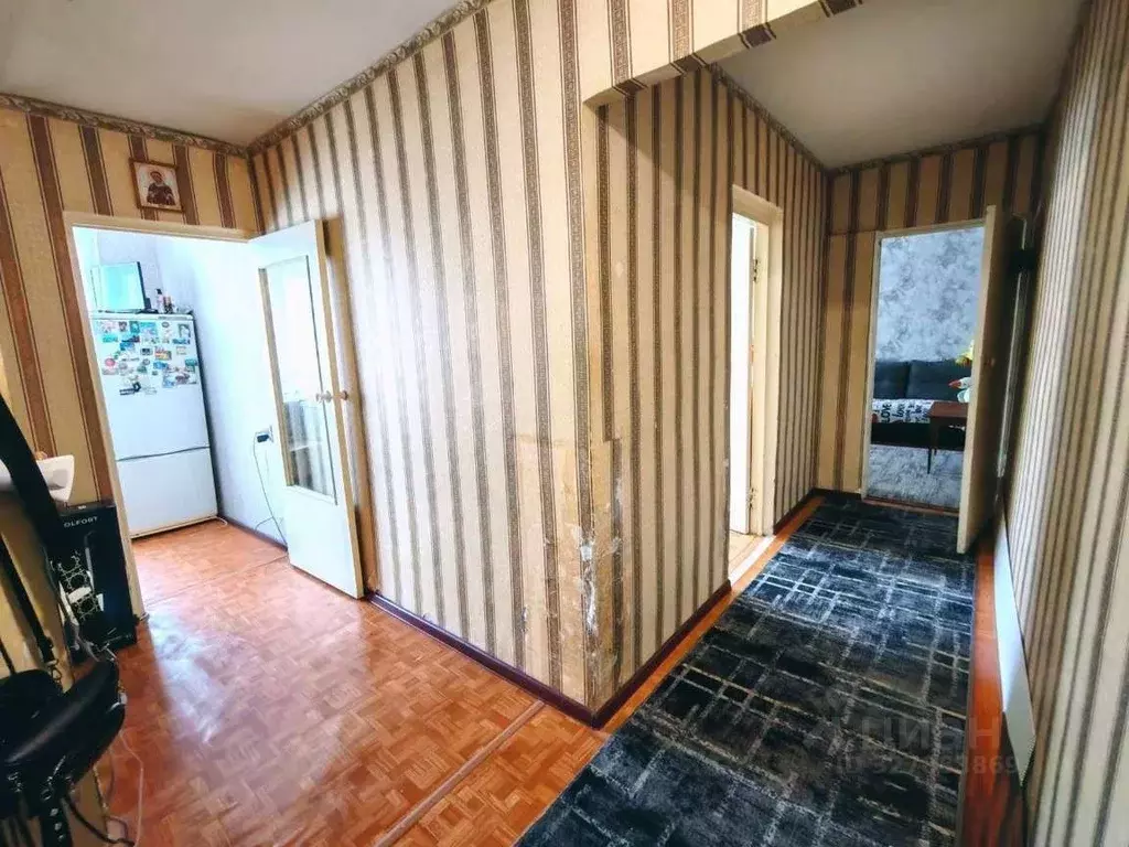 2-к кв. Белгородская область, Старый Оскол Интернациональный мкр, 15 ... - Фото 2