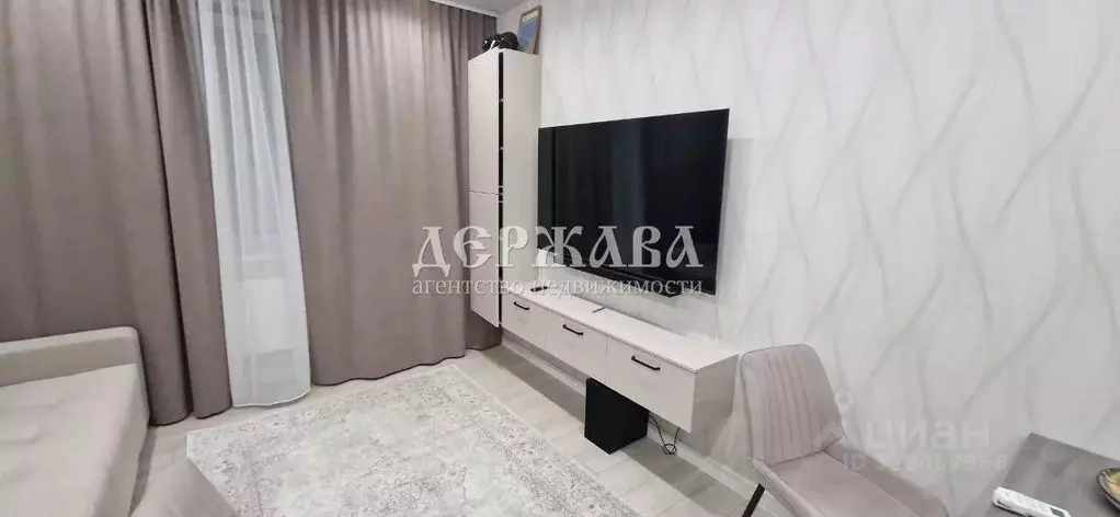 1-к кв. Белгородская область, Старый Оскол Садовые Кварталы мкр,  ... - Фото 2