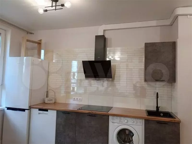 1-к. квартира, 30 м, 2/14 эт. - Фото 1