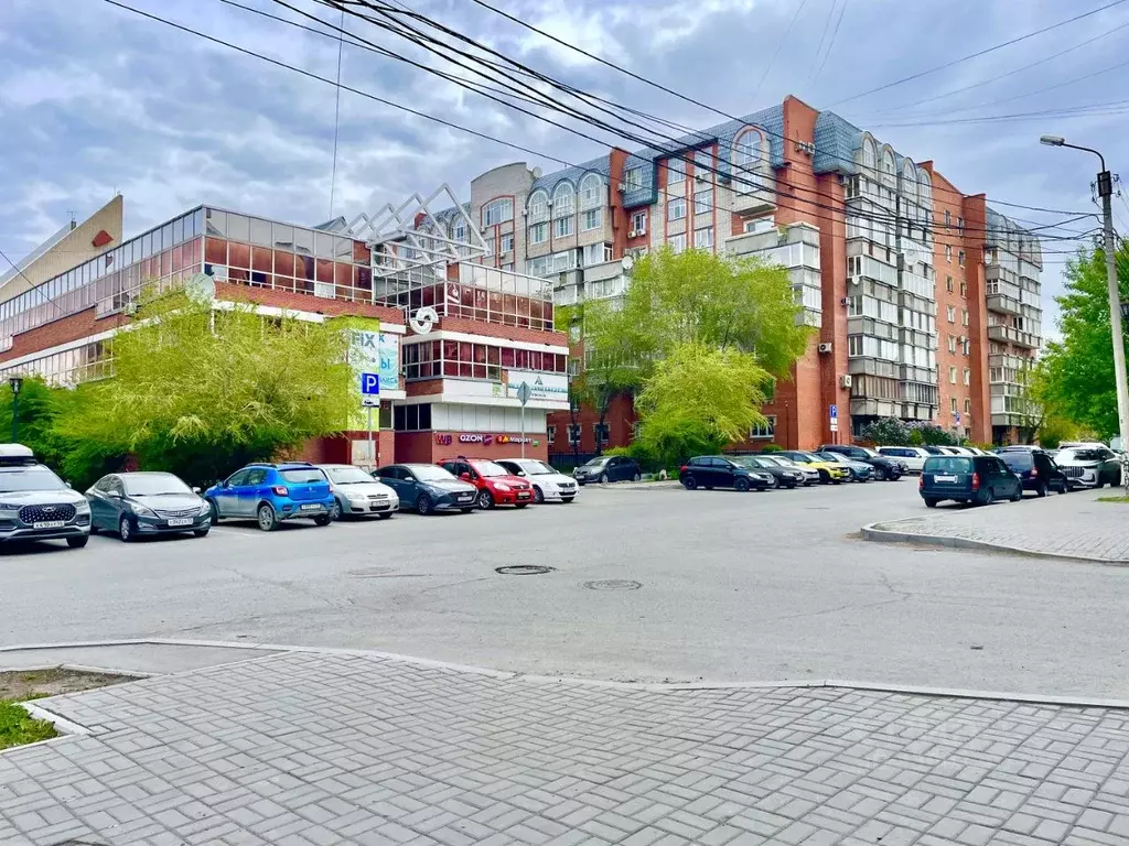 2-к кв. Омская область, Омск ул. Лермонтова, 24 (57.4 м) - Фото 1