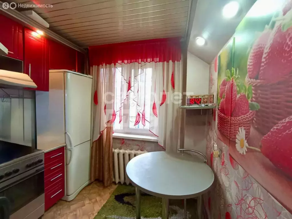 2-комнатная квартира: Рубцовск, Октябрьская улица, 11 (43 м) - Фото 0