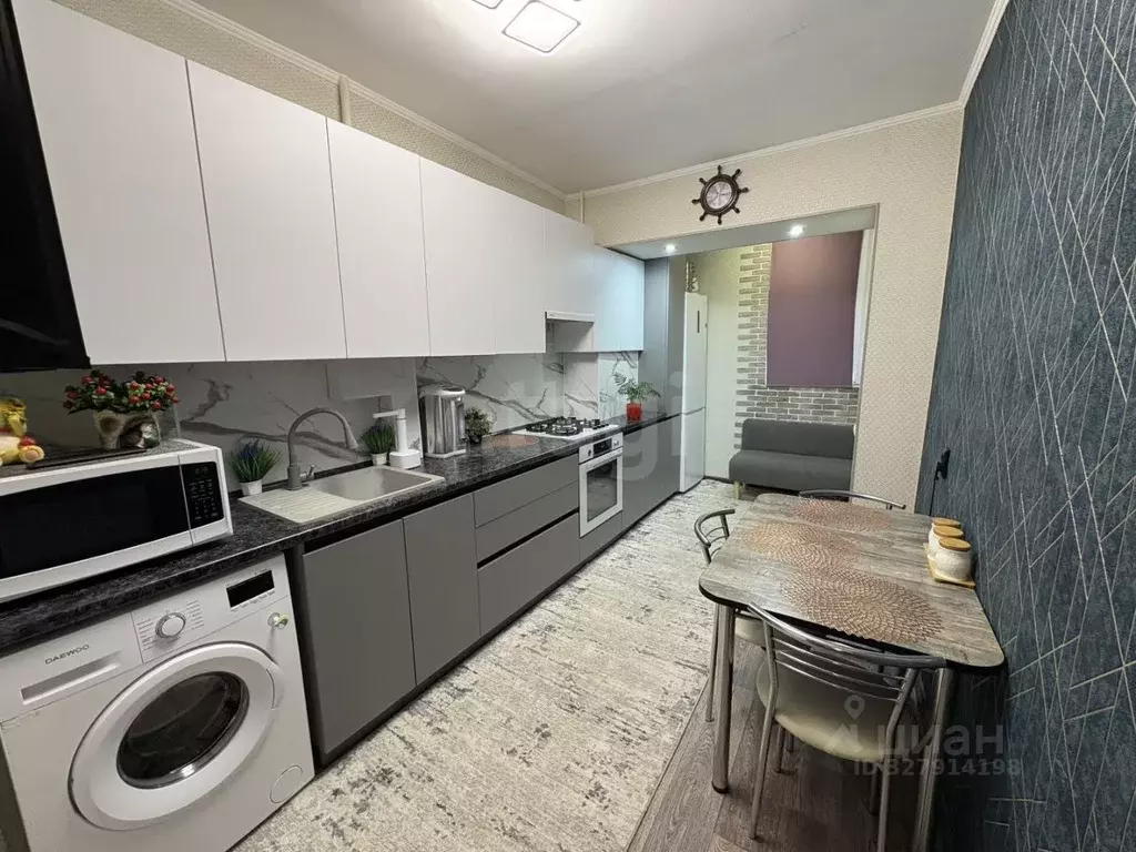 2-к кв. Белгородская область, Яковлевский муниципальный округ, с. ... - Фото 1