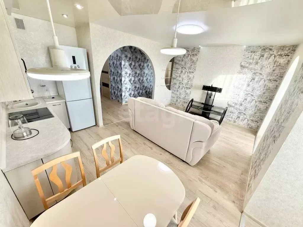 2-к кв. Удмуртия, Ижевск Удмуртская ул., 268 (54.0 м) - Фото 1