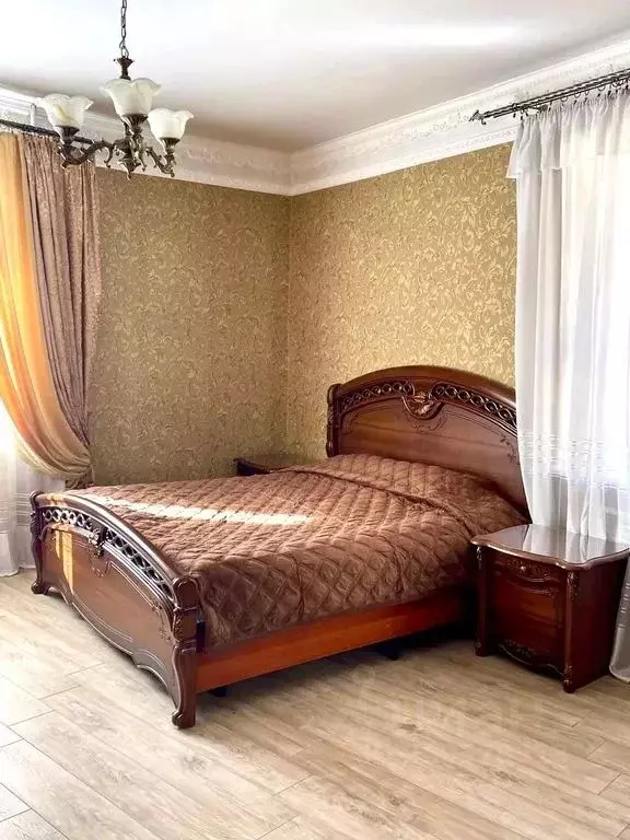 2-к кв. Севастополь ул. Гоголя, 11 (56.0 м) - Фото 0