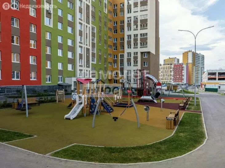 3-комнатная квартира: Нижний Новгород, Новокузнечихинская улица, 13 ... - Фото 0