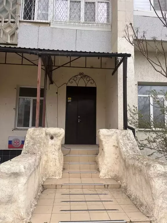 Помещение свободного назначения в Крым, Евпатория просп. Ленина, 56 ... - Фото 0