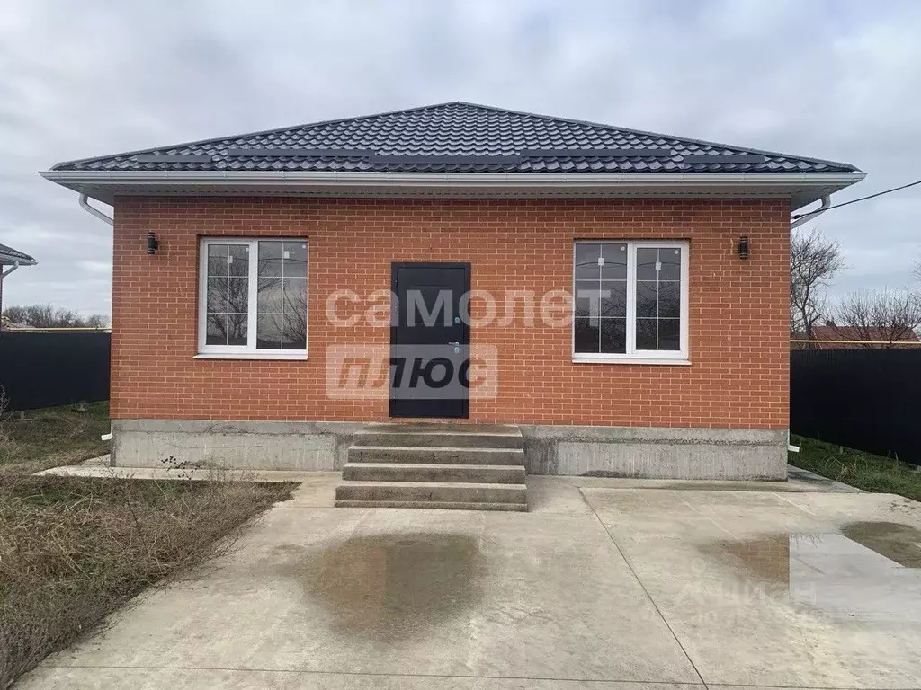 Дом в Краснодарский край, Динской район, с. Красносельское ул. ... - Фото 2