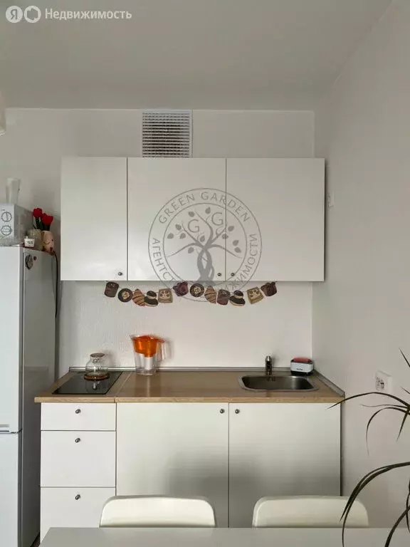 Квартира-студия: Екатеринбург, улица 40-летия Комсомола, 2Д (23 м) - Фото 0