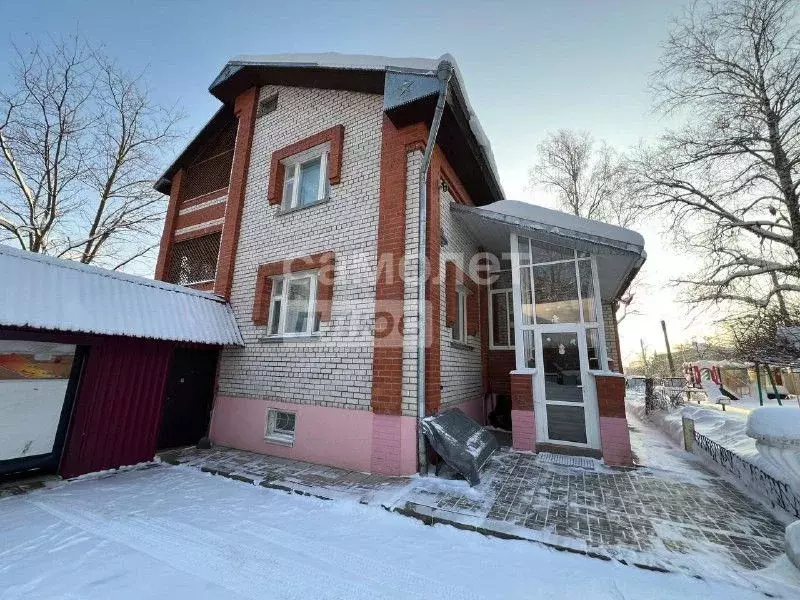 Дом в Калужская область, Малоярославецкий муниципальный округ, с. ... - Фото 1