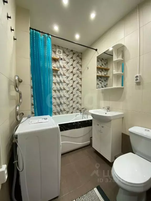 2-к кв. Курганская область, Курган Заозерный жилрайон, 6А мкр, 13к1 ... - Фото 1