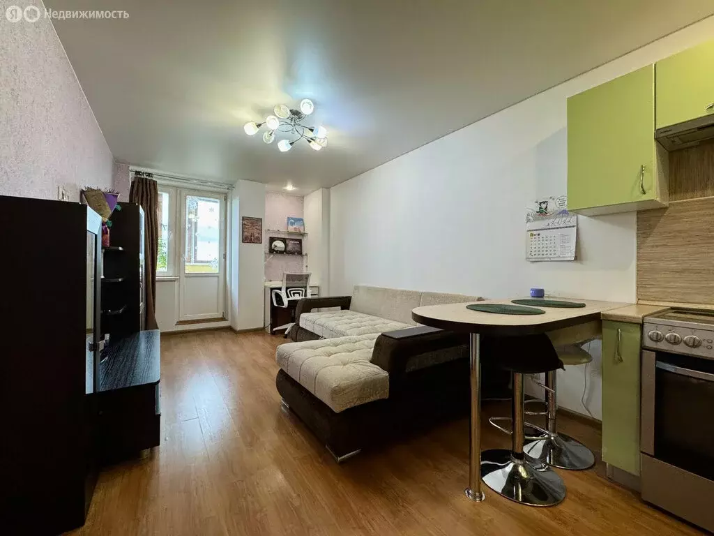 Квартира-студия: Киров, улица Ленина, 184к5 (29.8 м) - Фото 0