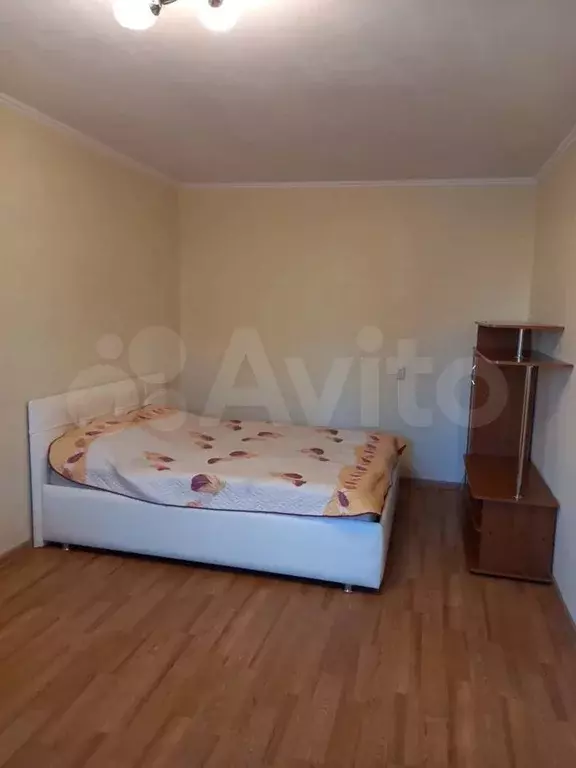 1-к. квартира, 40 м, 4/10 эт. - Фото 0