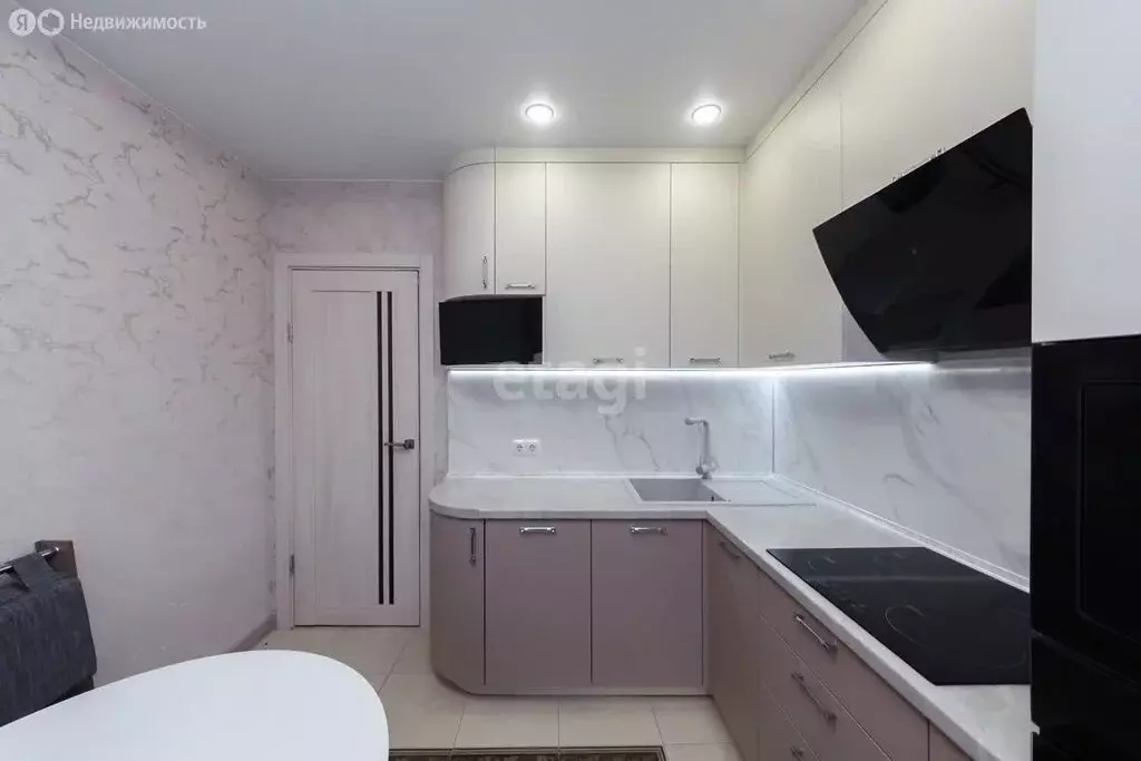 2-комнатная квартира: Тюмень, улица Новосёлов, 107к1 (42 м) - Фото 2