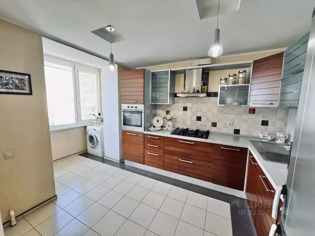 3-к кв. Крым, Симферополь ул. Лексина (68.5 м) - Фото 2