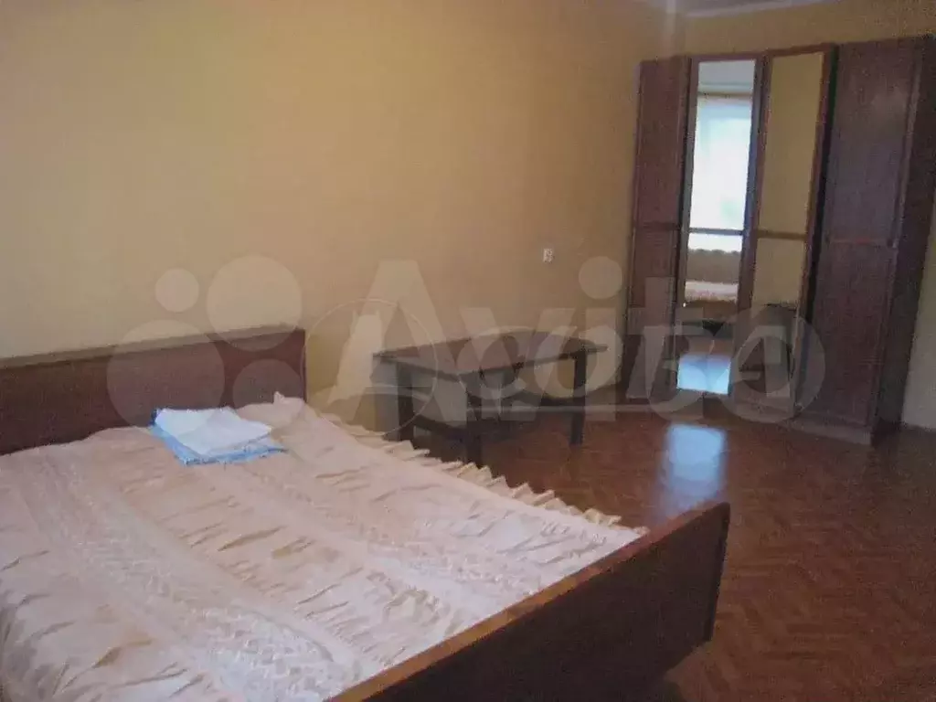 3-к. квартира, 70 м, 5/5 эт. - Фото 1