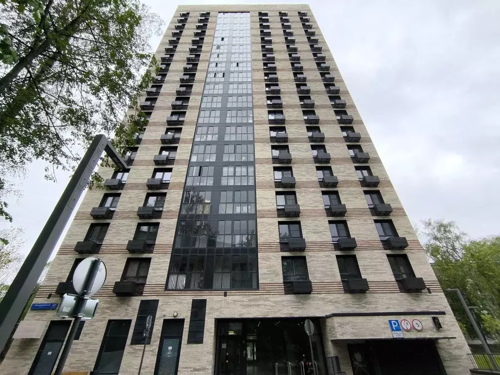 Гараж в Москва 1-я Владимирская ул., 47к1 (13 м) - Фото 1