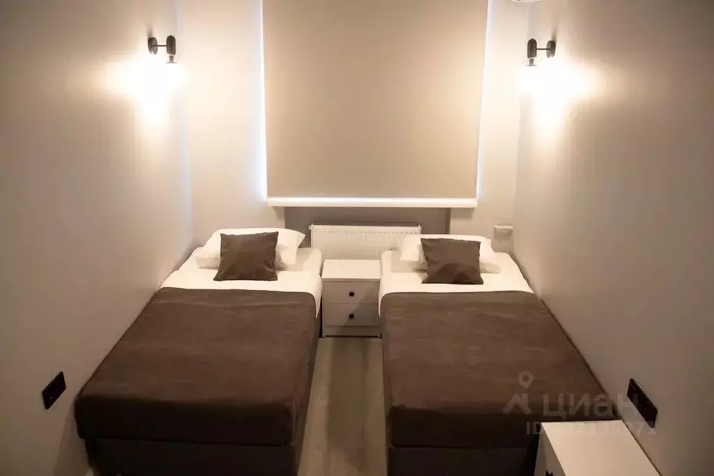 Комната Челябинская область, Магнитогорск просп. Ленина, 1/1 - Фото 1