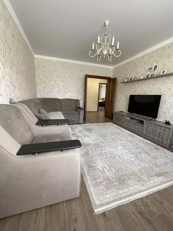 2-к кв. Северная Осетия, Владикавказ ул. Хадарцева, 37к1 (65.0 м) - Фото 1