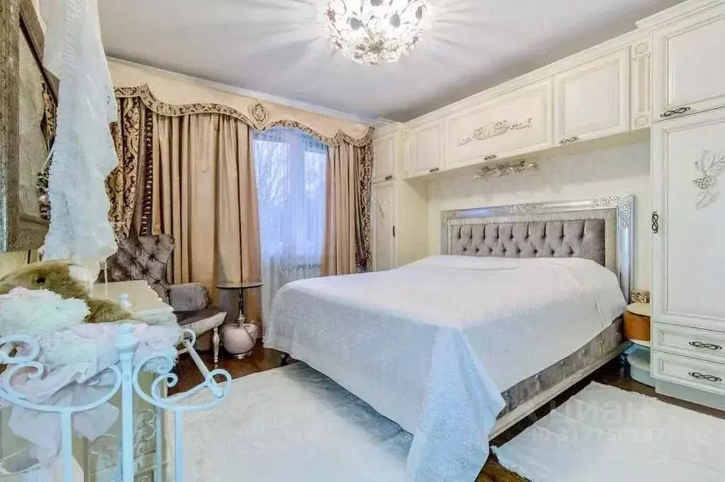 4-к кв. Калининградская область, Калининград ул. Алябьева, 1А (140.0 ... - Фото 1