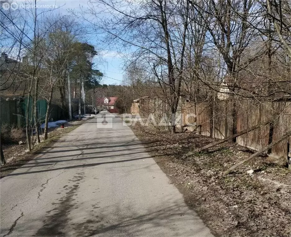 Участок в посёлок Абабурово, улица Ломоносова (6 м) - Фото 1