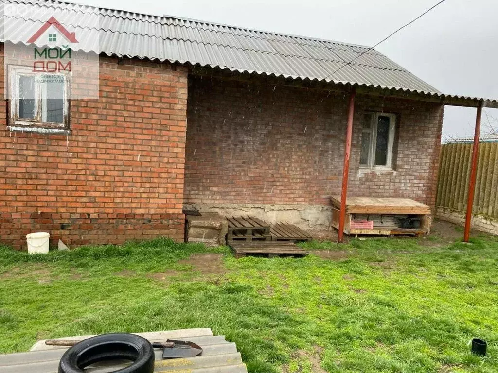 Дом в село Троицкое, улица Сангаджиева (49 м) - Фото 0