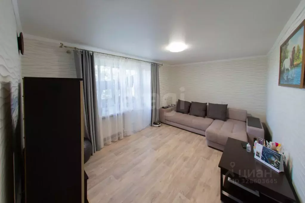 2-к кв. Татарстан, Альметьевский район, Нижняя Мактама пгт ул. ... - Фото 1