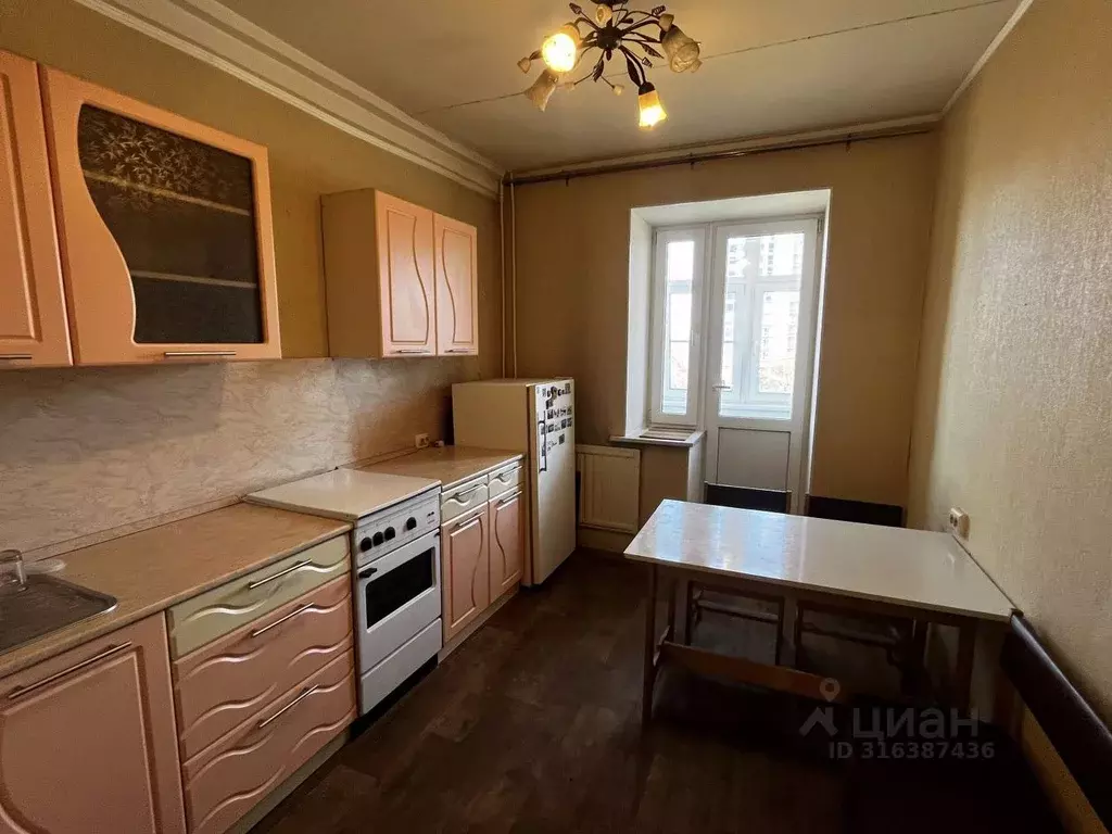 2-к кв. Карелия, Петрозаводск ул. Чапаева, 14 (55.2 м) - Фото 0