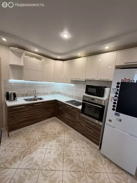 2-комнатная квартира: посёлок Металлострой, Садовая улица, 8 (60.6 м) - Фото 1