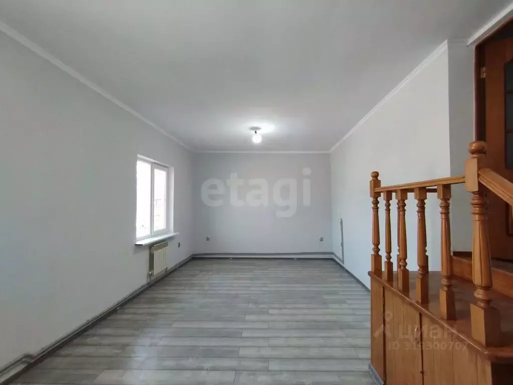 Офис в Крым, Симферополь ул. Зенитная (80 м) - Фото 1