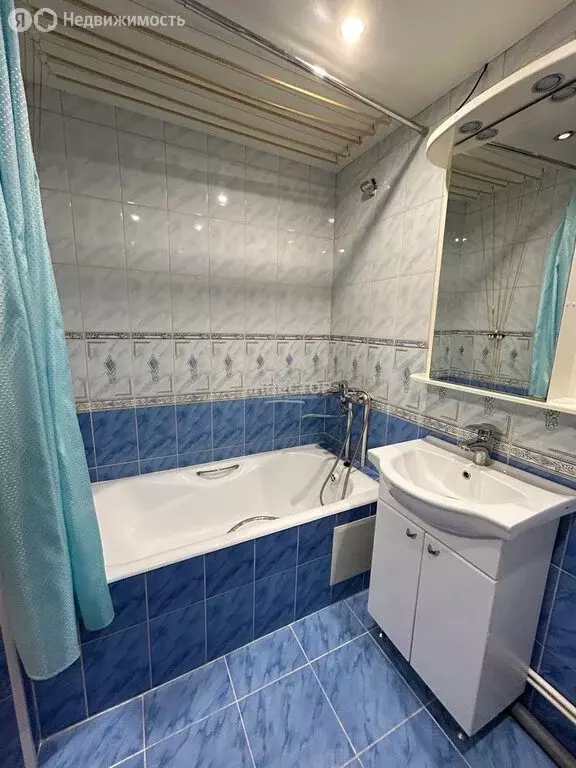 3-комнатная квартира: Свободный, улица Ленина, 28 (57.4 м) - Фото 0