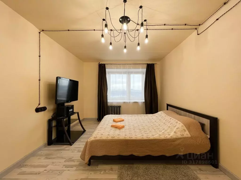 3-к кв. Калужская область, Калуга ул. Гагарина, 8 (80.0 м) - Фото 0