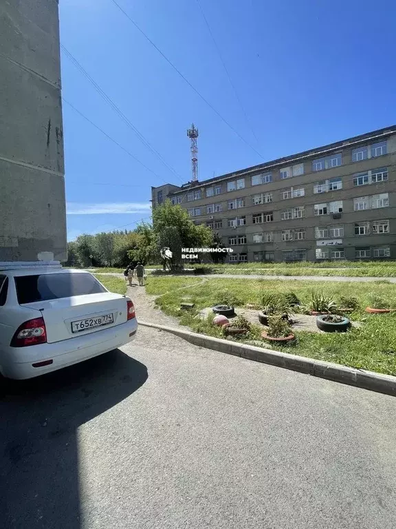 Комната 12,2 м в 2-к., 3/10 эт. - Фото 1