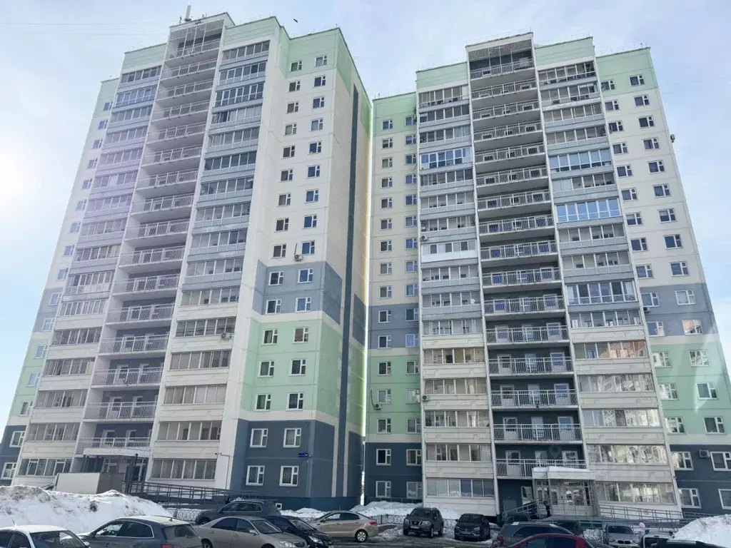 2-к кв. Пермский край, Пермь ул. Челюскинцев, 2А (55.9 м) - Фото 1