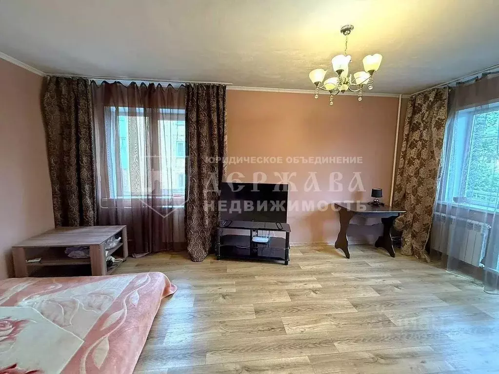 1-к кв. Кемеровская область, Кемерово просп. Ленина, 113 (30.0 м) - Фото 1