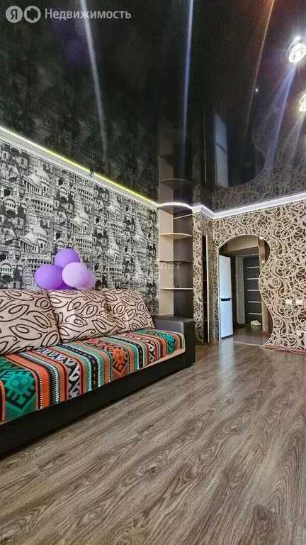 3-комнатная квартира: Октябрьский, 35-й микрорайон, 10 (40.9 м) - Фото 2