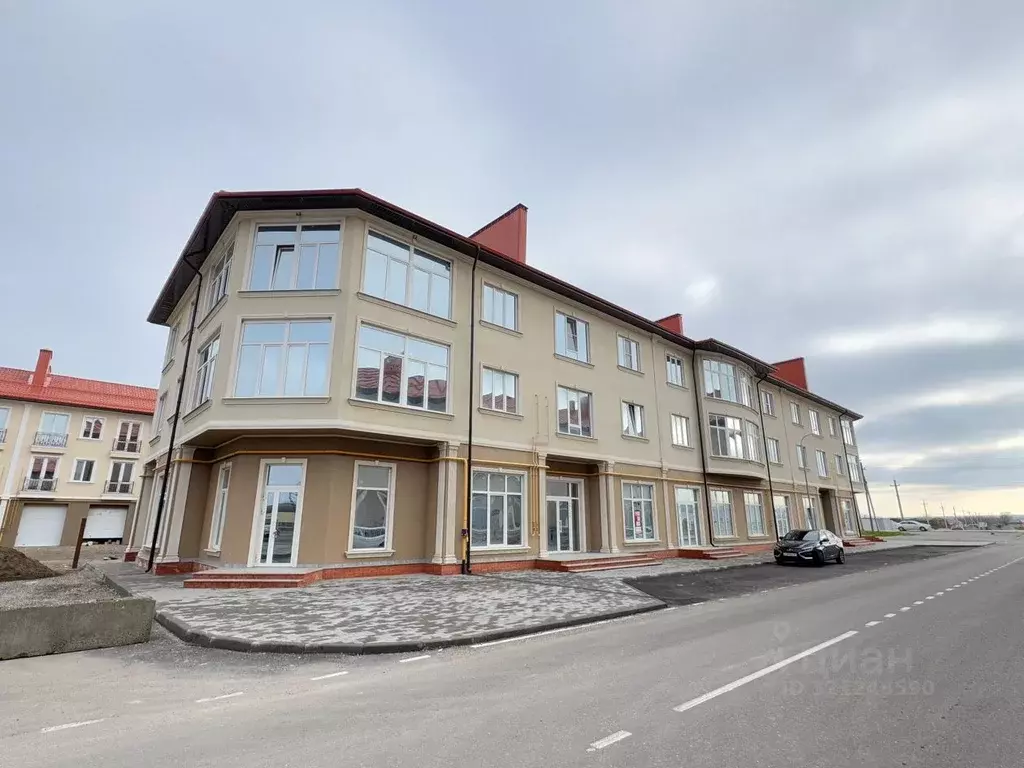 Помещение свободного назначения в Кабардино-Балкария, Баксан ул. Имени ... - Фото 1