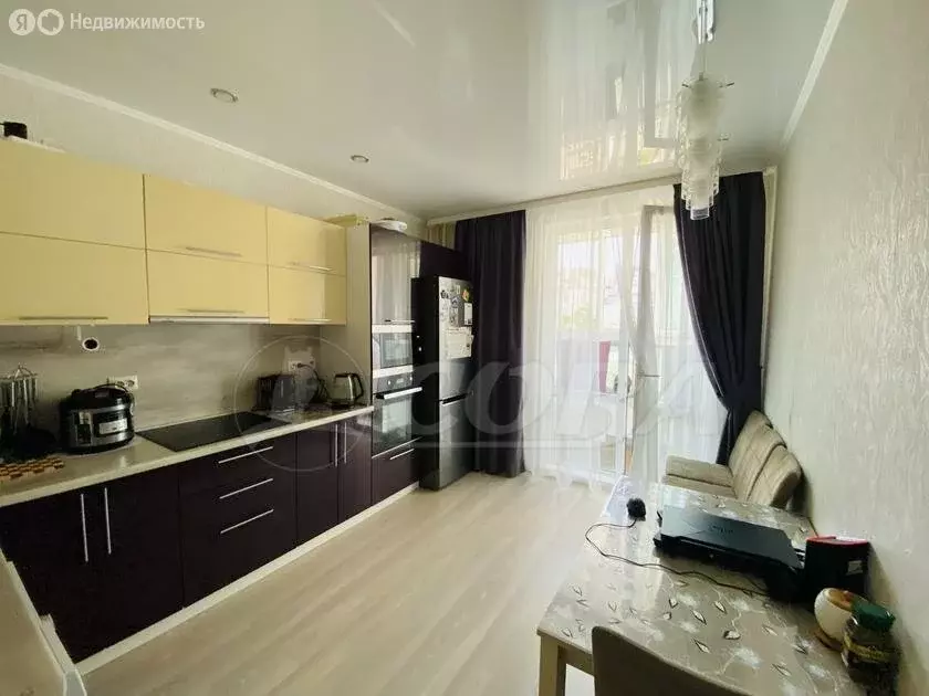 1-комнатная квартира: Тюмень, улица Александра Протозанова, 12к1 (38.9 ... - Фото 2