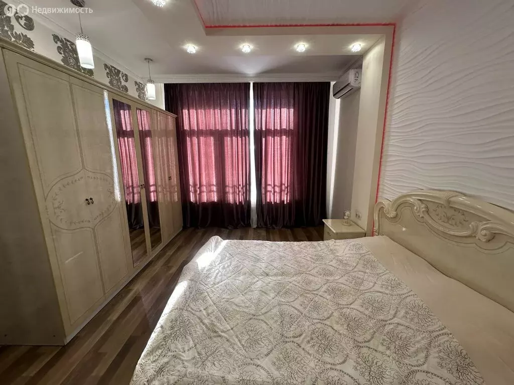 2-комнатная квартира: Владикавказ, проспект Доватора, 20В (80 м) - Фото 2