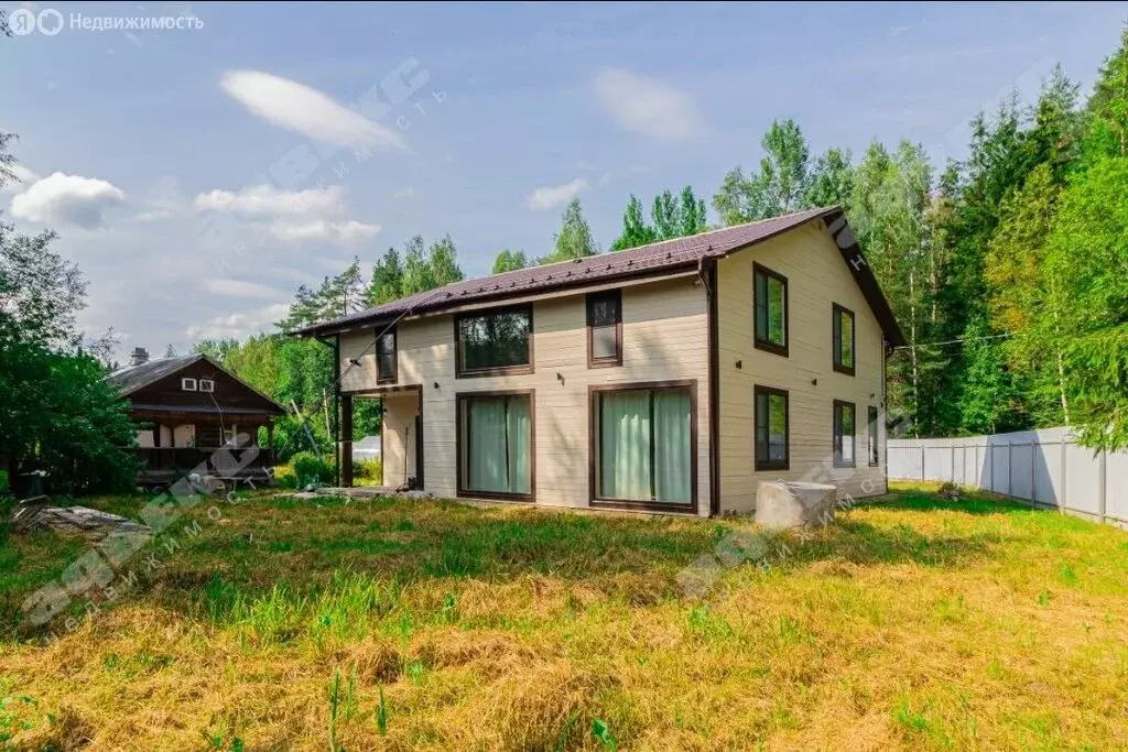Дом в Выборгский район, Рощинское городское поселение, садовое ... - Фото 0