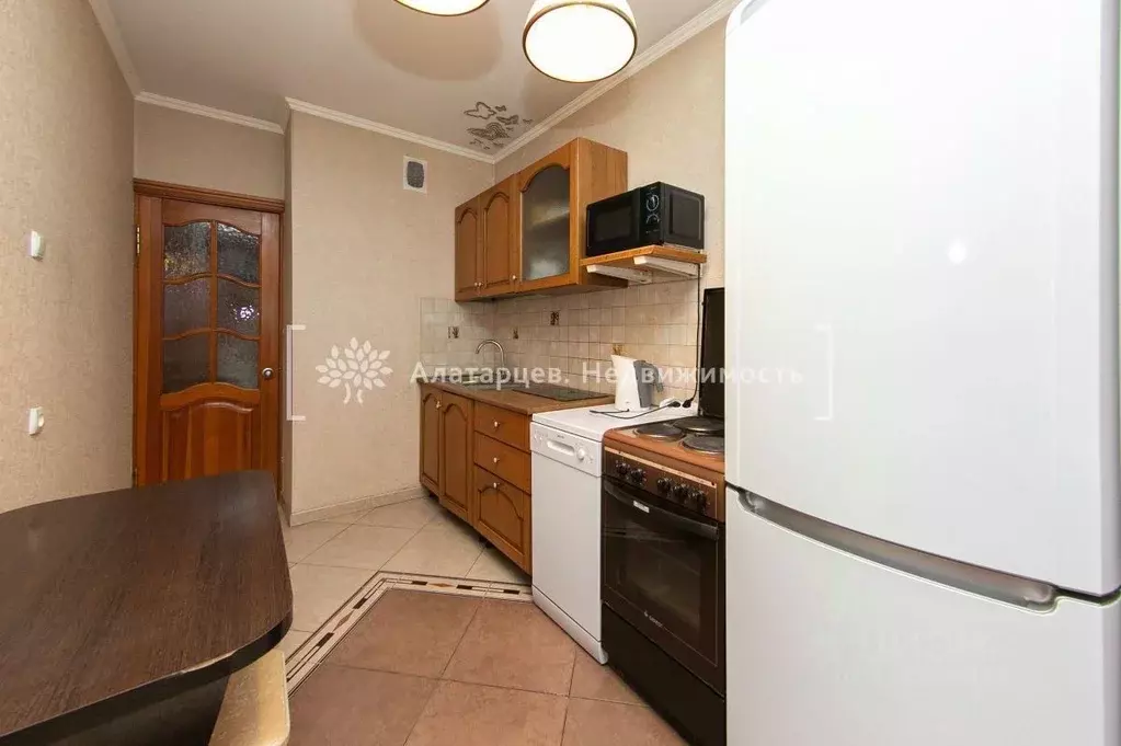 3-к кв. Томская область, Томск просп. Мира, 31 (65.0 м) - Фото 0