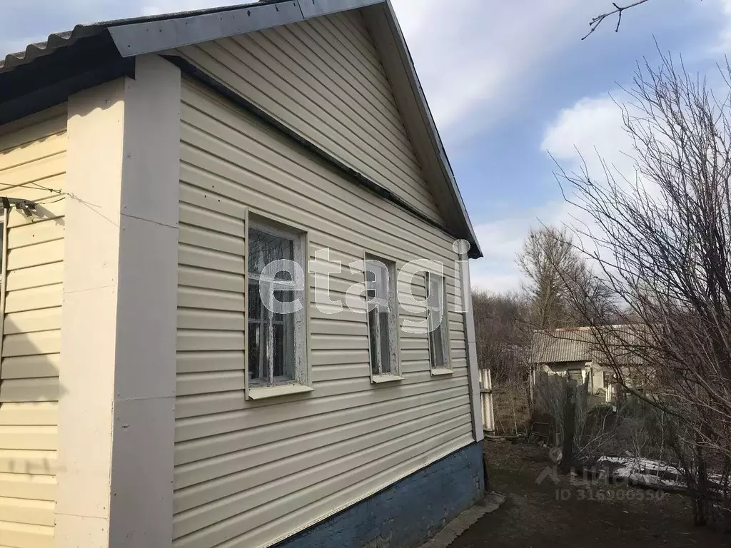 Дом в Белгородская область, Валуйский муниципальный округ, с. Казинка ... - Фото 0