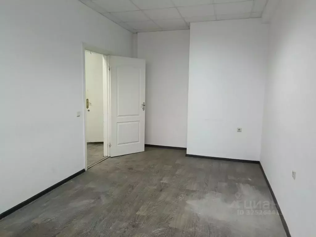 Офис в Краснодарский край, Краснодар Красная ул., 124Б (20 м) - Фото 2